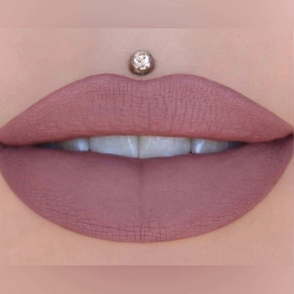 Jeffree Star Deceased Velour Liquid lipstick Mauve Brown New in Box